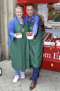 Erdbeer-Charity-Verkauf in Hamburg