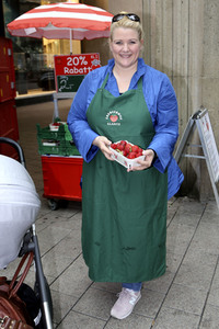 Erdbeer-Charity-Verkauf in Hamburg