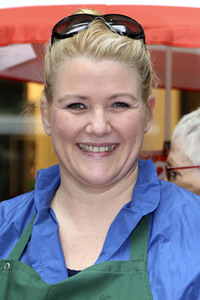 Erdbeer-Charity-Verkauf in Hamburg
