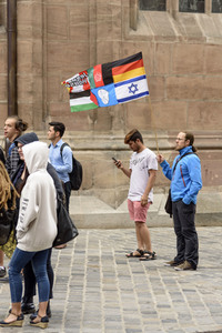 Demonstration 'Bildung statt Abschiebung' in Nürnberg