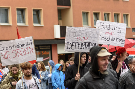 Demonstration 'Bildung statt Abschiebung' in Nürnberg