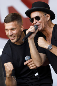 Poldi's Public Viewing Party in Köln