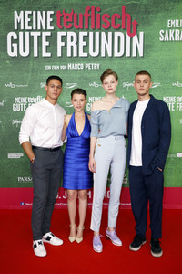 Filmpremiere 'Meine teuflisch gute Freundin' in Köln