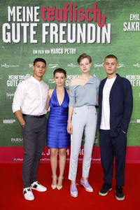 Filmpremiere 'Meine teuflisch gute Freundin' in Köln
