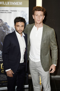 Filmscreening 'Renegades - Mission Of Honor' in Berlin
