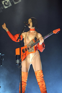 Konzert von St. Vincent in Hamburg