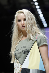 Rebekka Ruétz Fashion Show auf der Berlin Fashion Week Spring/Summer 2019