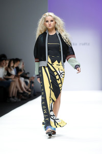 Rebekka Ruétz Fashion Show auf der Berlin Fashion Week Spring/Summer 2019