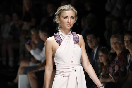 Lana Mueller Fashion Show auf der Berlin Fashion Week Spring/Summer 2019