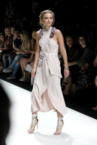 Lana Mueller Fashion Show auf der Berlin Fashion Week Spring/Summer 2019