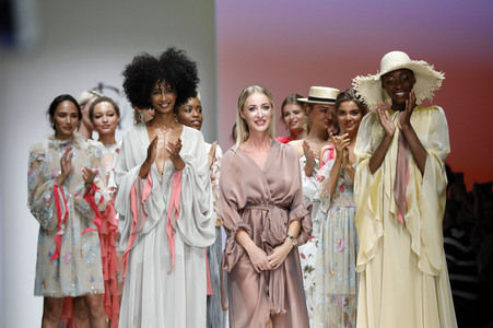 Lana Mueller Fashion Show auf der Berlin Fashion Week Spring/Summer 2019