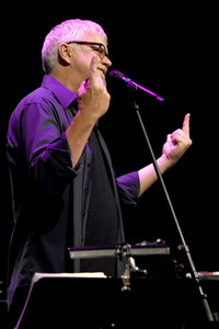 Konzert von Tim Robbins and The Rogues Gallery Band in Karlsbad