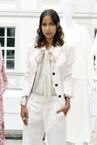 Gruppenausstellung des Kulturformats Der Berliner Salon auf der Berlin Fashion Week Spring/Summer 2019