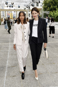 Gruppenausstellung des Kulturformats Der Berliner Salon auf der Berlin Fashion Week Spring/Summer 2019