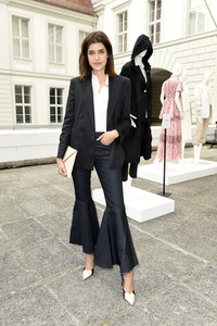 Gruppenausstellung des Kulturformats Der Berliner Salon auf der Berlin Fashion Week Spring/Summer 2019