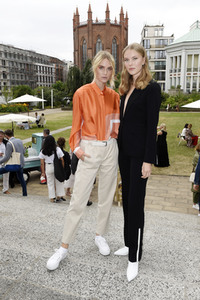 Gruppenausstellung des Kulturformats Der Berliner Salon auf der Berlin Fashion Week Spring/Summer 2019