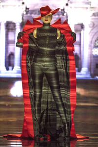 Andres Sarda Fashion Show auf der Mercedes-Benz Fashion Week Madrid Spring/Summer 2019