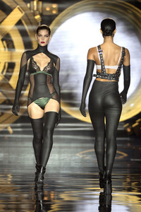 Andres Sarda Fashion Show auf der Mercedes-Benz Fashion Week Madrid Spring/Summer 2019