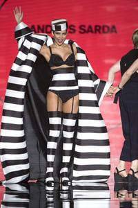 Andres Sarda Fashion Show auf der Mercedes-Benz Fashion Week Madrid Spring/Summer 2019