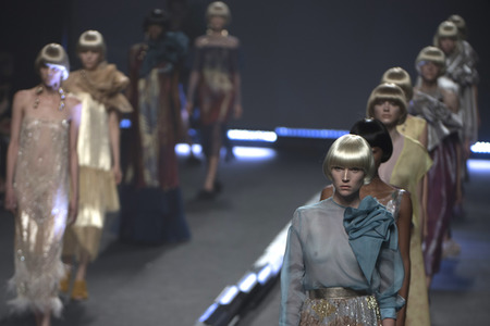 Duyos Fashion Show auf der Mercedes-Benz Fashion Week Madrid Spring/Summer 2019