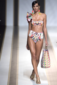 Dolores Cortés Fashion Show auf der Mercedes-Benz Fashion Week Madrid Spring/Summer 2019