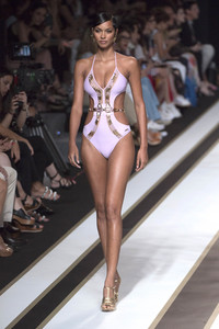 Dolores Cortés Fashion Show auf der Mercedes-Benz Fashion Week Madrid Spring/Summer 2019
