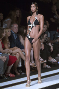 Dolores Cortés Fashion Show auf der Mercedes-Benz Fashion Week Madrid Spring/Summer 2019