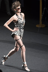 Ana Locking Fashion Show auf der Mercedes-Benz Fashion Week Madrid Spring/Summer 2019