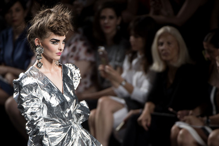 Ana Locking Fashion Show auf der Mercedes-Benz Fashion Week Madrid Spring/Summer 2019