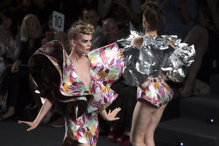 Ana Locking Fashion Show auf der Mercedes-Benz Fashion Week Madrid Spring/Summer 2019