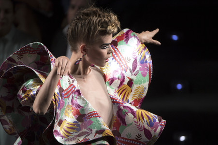 Ana Locking Fashion Show auf der Mercedes-Benz Fashion Week Madrid Spring/Summer 2019