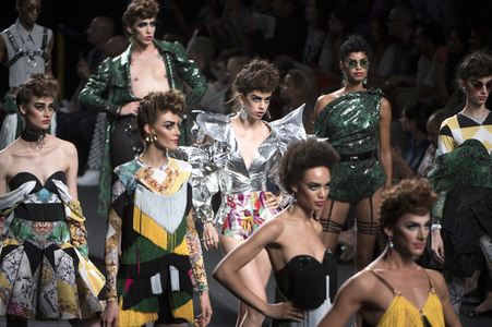 Ana Locking Fashion Show auf der Mercedes-Benz Fashion Week Madrid Spring/Summer 2019