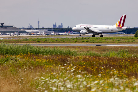 Symbolfoto Flughafen