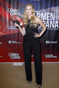 Musicalpremiere von 'Carmen la Cubana' in Köln