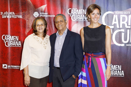 Musicalpremiere von 'Carmen la Cubana' in Köln