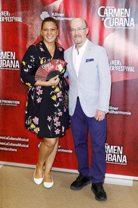 Musicalpremiere von 'Carmen la Cubana' in Köln