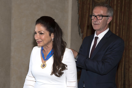 Preisverleihung an Gloria Estefan in Madrid