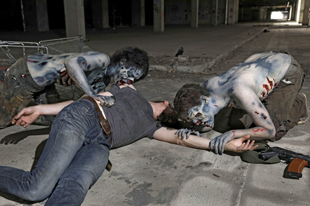 GEEK ART: Zombie-Apokalypse / Zombie Apocalypse Bodypainting