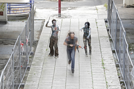 GEEK ART: Zombie-Apokalypse / Zombie Apocalypse Bodypainting