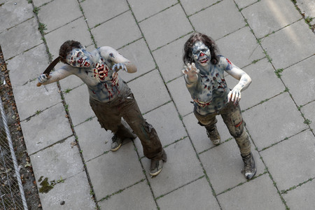 GEEK ART: Zombie-Apokalypse / Zombie Apocalypse Bodypainting