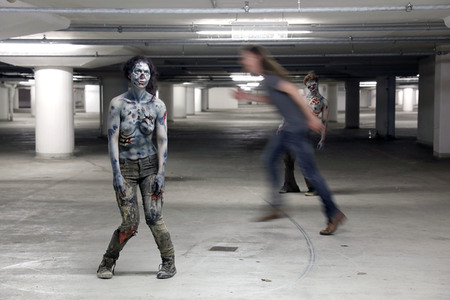 GEEK ART: Zombie-Apokalypse / Zombie Apocalypse Bodypainting