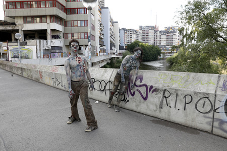 GEEK ART: Zombie-Apokalypse / Zombie Apocalypse Bodypainting