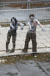GEEK ART: Zombie-Apokalypse / Zombie Apocalypse Bodypainting