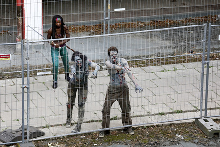 GEEK ART: Zombie-Apokalypse / Zombie Apocalypse Bodypainting