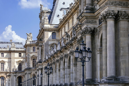 Palais du Louvre in Paris