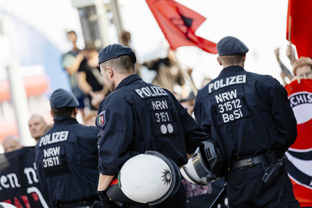 Symbolfoto Polizei-Überstunden