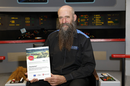 Übergabe von EU-Fördergeldern für Star Trek Museum in Bad Münder