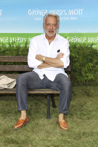 Filmpremiere 'Grüner wird's nicht, sagte der Gärtner und flog davon' in Berlin