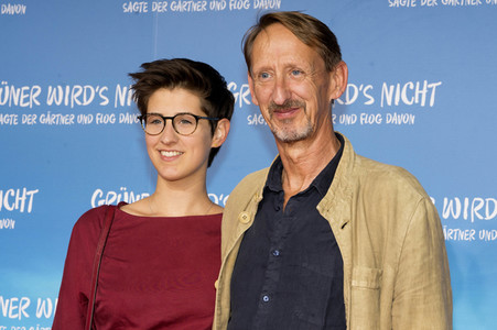 Filmpremiere 'Grüner wird's nicht, sagte der Gärtner und flog davon' in München
