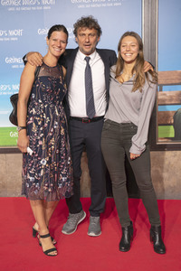 Filmpremiere 'Grüner wird's nicht, sagte der Gärtner und flog davon' in München